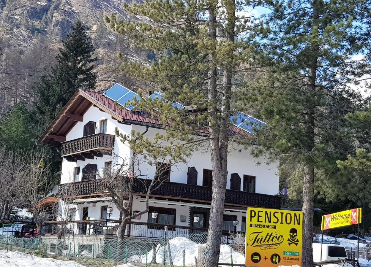 Tattoo Pension Mit Restaurant Und Tattoo-Studio Mörtschach エクステリア 写真