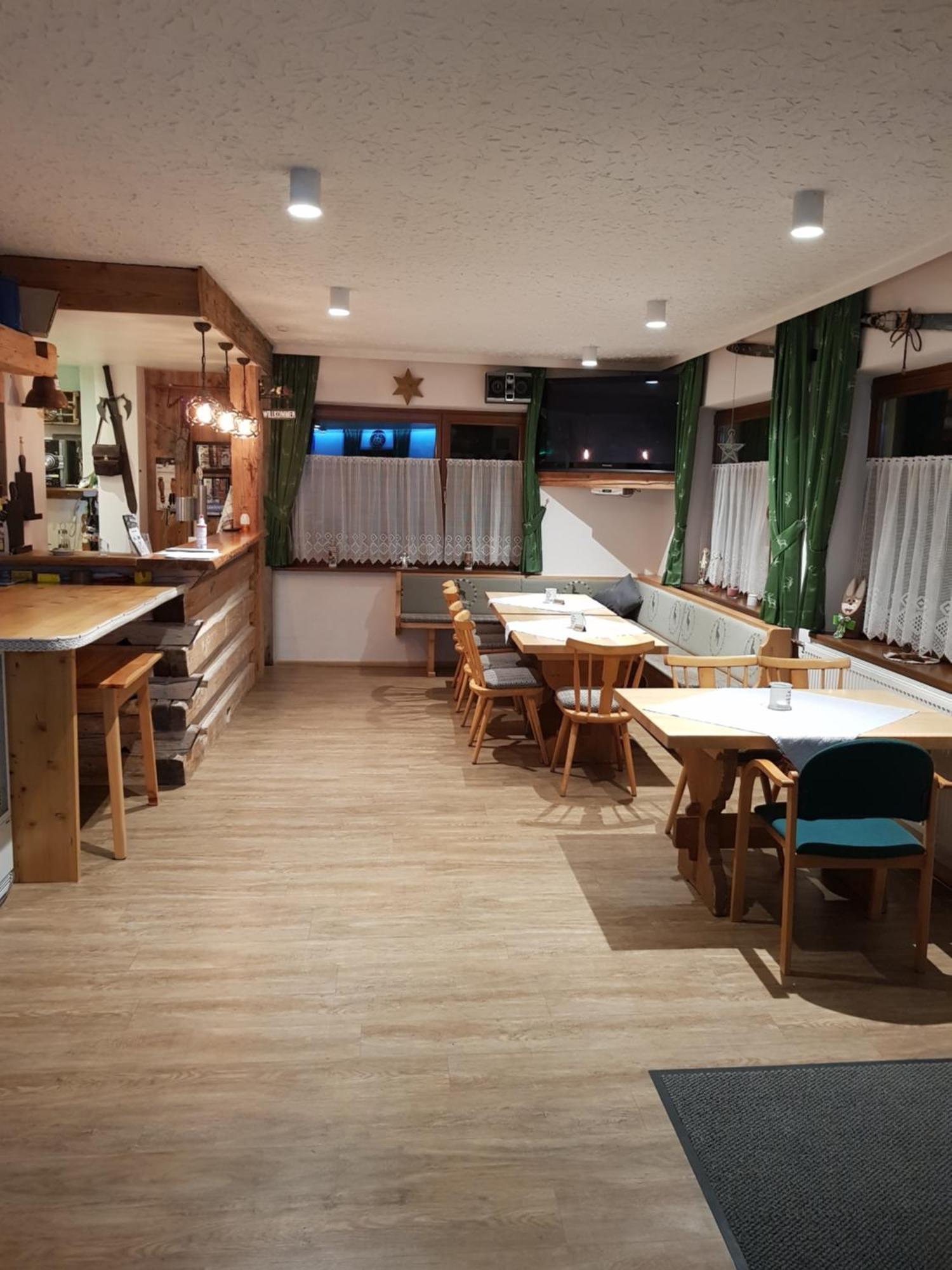 Tattoo Pension Mit Restaurant Und Tattoo-Studio Mörtschach エクステリア 写真